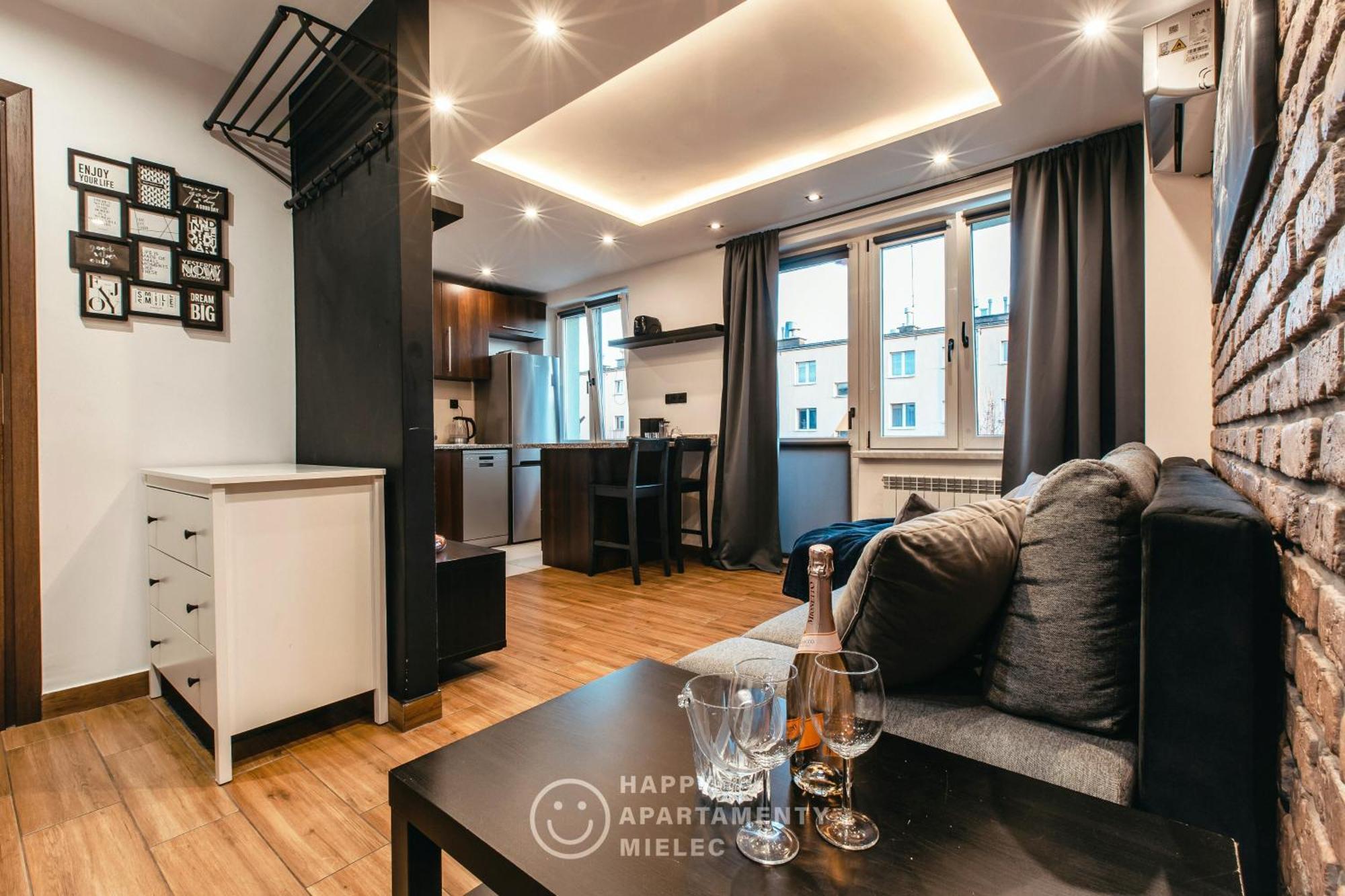 Happy Day - Apartamentyhappy Pl Mielec Dış mekan fotoğraf